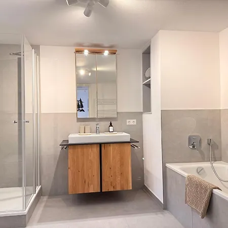 Direkt Am Marktplatz - Und Schwarzwald Erleben Фройденштадт